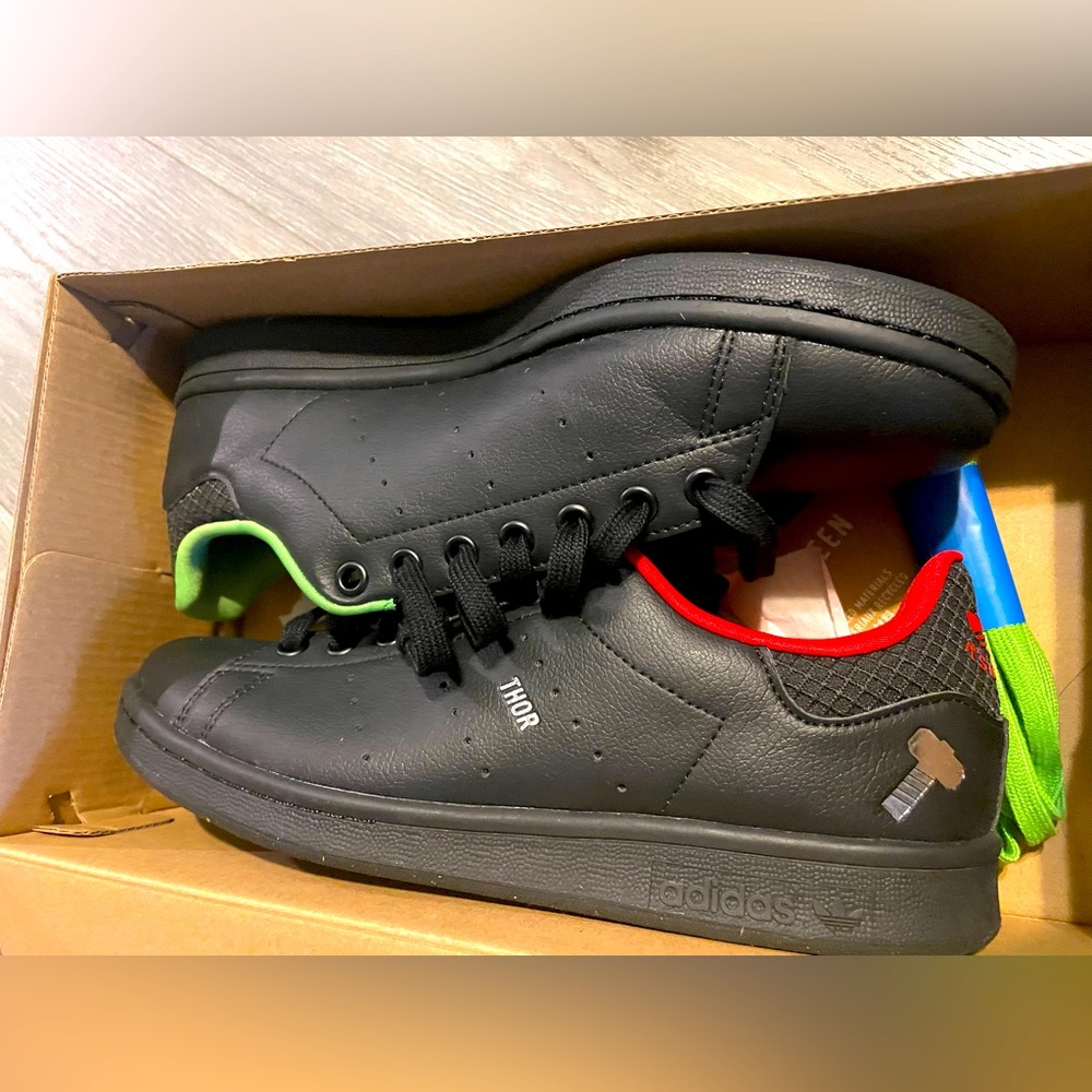 Adidas Marvel X Stan Smith 'Hulk and Thor’ Edition